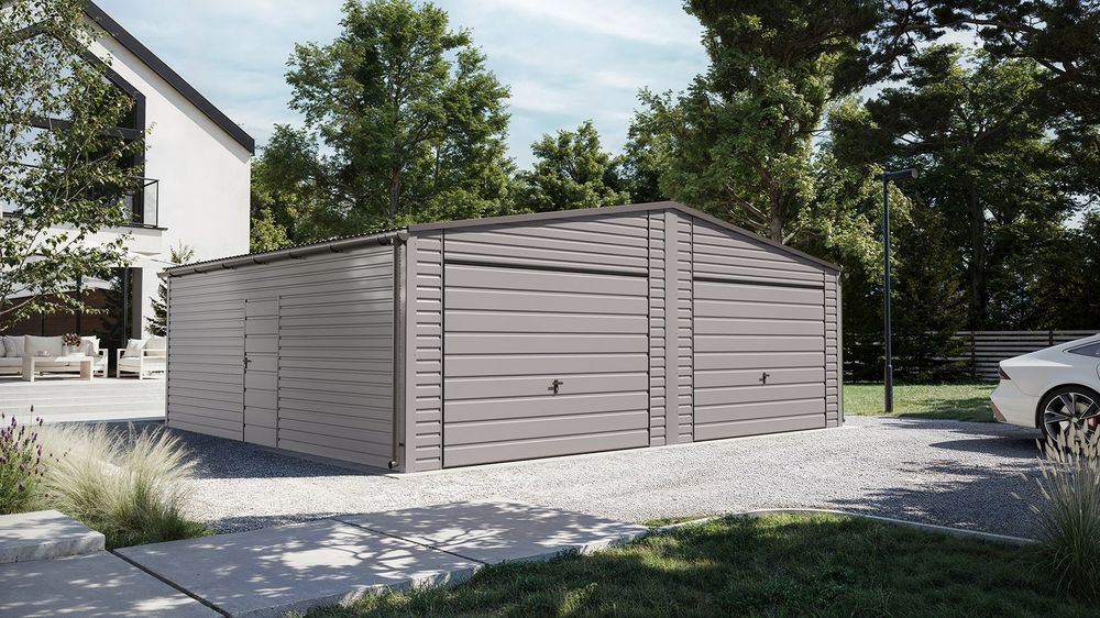 Garaj metalic PREMIUM cu panouri orizontale T7 și finisaj lucios RAL, structură întărită și ornamente estetice